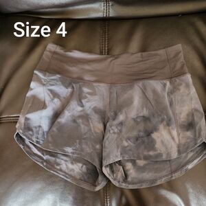 Lululemon Speed up Shorts Size 4